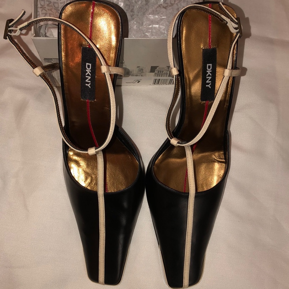 DKNY Black/White Slingback Pump-Size 8 1/2B